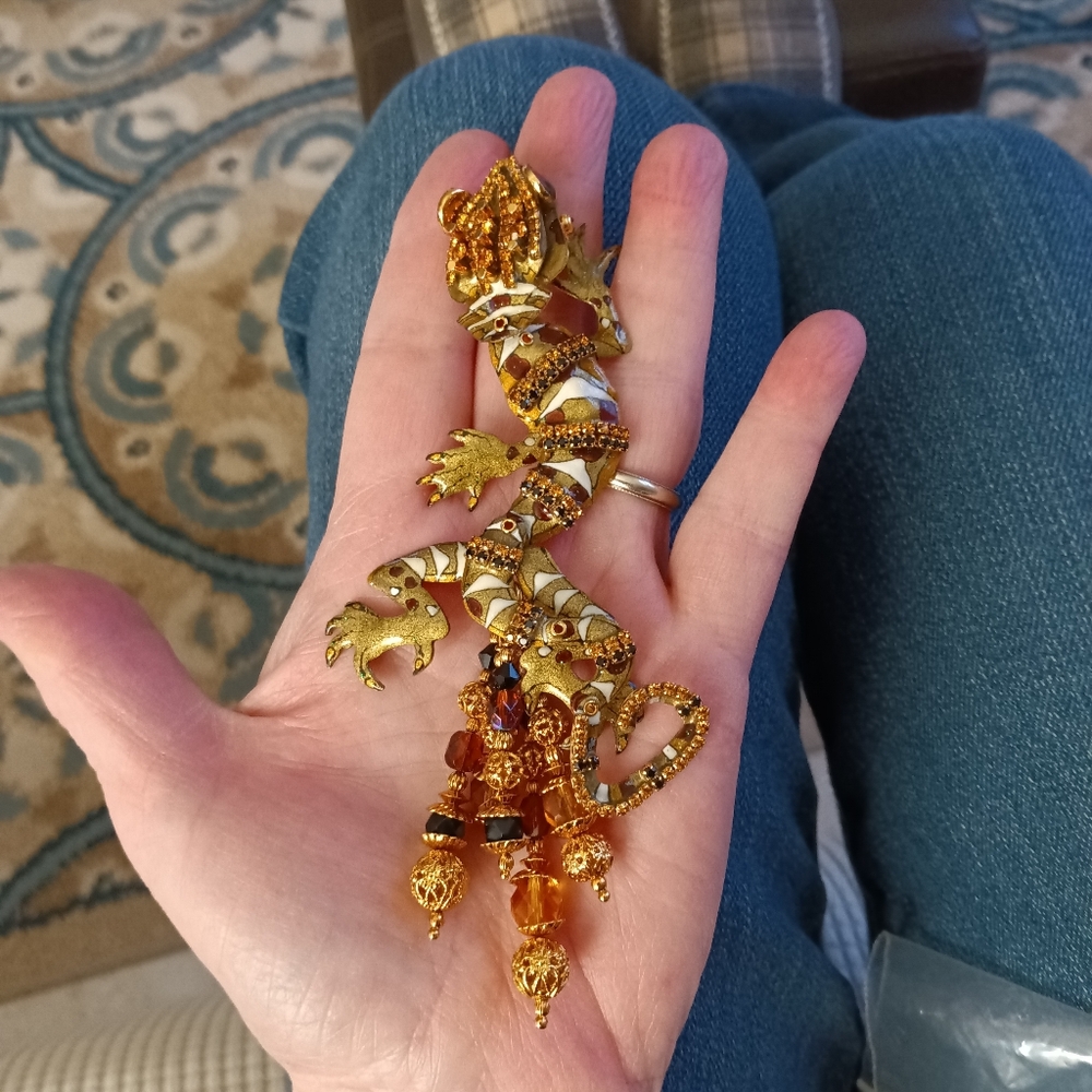 Lunch At The Ritz Gecko Brooch Pendant